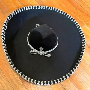 Mariachi Mexican blak and silver hat